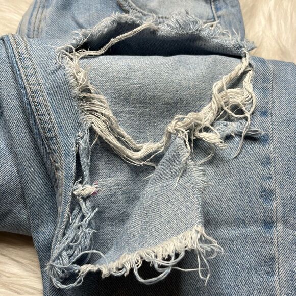Zara High Rise Distressed Mom Straight Leg Jeans Light Wash Size 4 - Picture 7 of 8